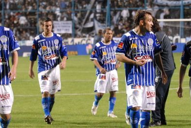 MDZol | Godoy Cruz cayó sin atenuantes en La Plata. Foto: Fotobaires