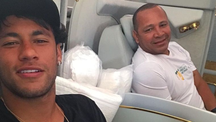 El padre de Ney se refirió al futuro de su hijo de cara al año que viene. Foto: @neymarjr