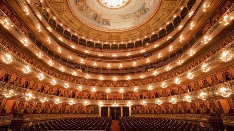 el Teatro Colón de la Ciudad de Buenos Aires. Foto: MDZ