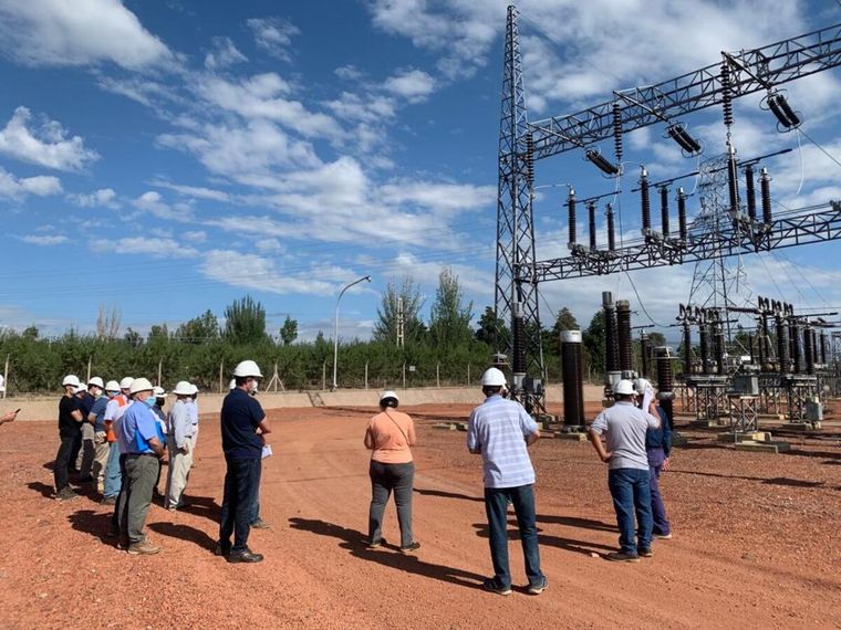La línea Cruz de Piedra - Gran Mendoza es una obra clave, pero que  no tiene competencia entre empresas para su ejecución. Foto: Prensa Gobierno de Mendoza