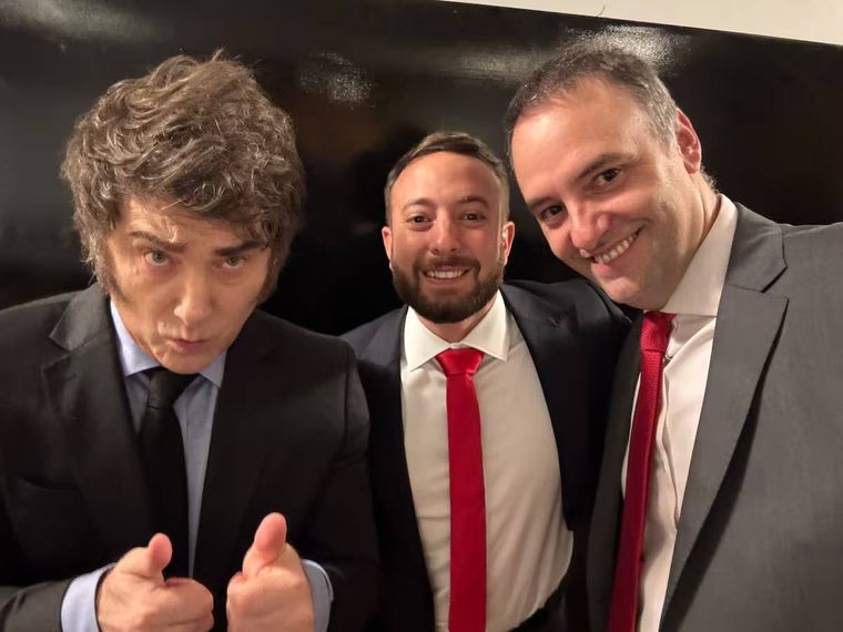 Javier Milei junto a Agustín Laje y Manuel Adorni Javier Milei junto a Agustín Laje y Manuel Adorni