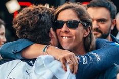 María Catarineu, mánager de Franco Colapinto, celebró la renovación con Alpine.&nbsp;