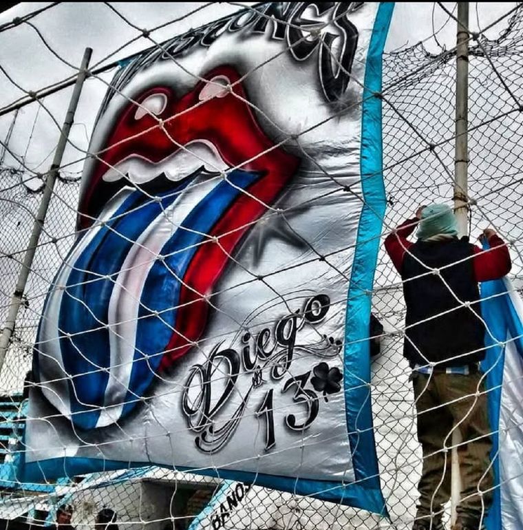 Hincha del Club Atlético Argentino, el Boli Stone. Foto: Marcos Garcia