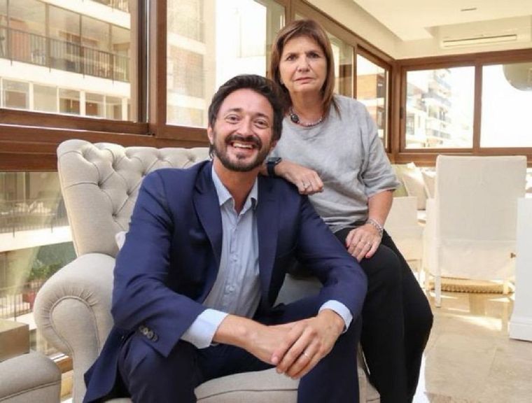 Patricia Bullrich y Martín Yeza en tiempos de paz, antes de que una foto desate una feroz interna en el PRO Foto: Martín Yeza