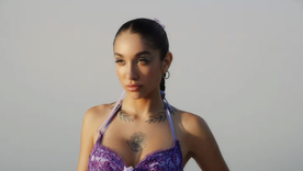 María Becerra estrenó su nuevo tema Piscina y sorprendió con el evento de lanzamiento, con su look y el video del mismo. Foto: Instagram @mariabecerra