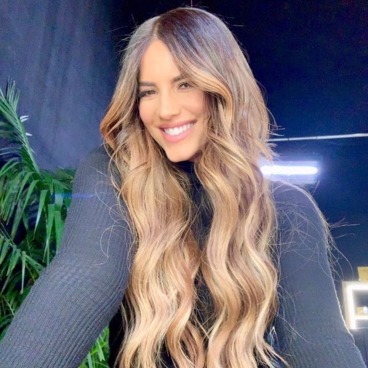 Gaby Espino volvió a sus orígenes con su cambio de look.