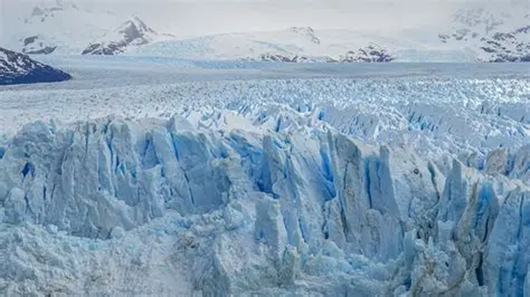 La economía del 2026 será atravesada por más inflación que el año pasado, pero destacó el potencial de la minería tras los cambios en la Ley de Glaciares.