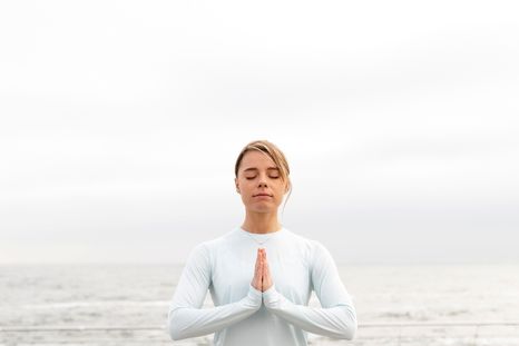 Aprendé a hacer correctamente el péndulo humano con esta guía Foto: Freepik