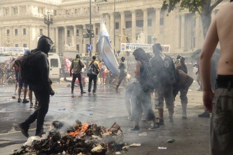 El Gobierno identificó a los responsables de los ataques frente al Congreso. El Gobierno identificó a los responsables de los ataques frente al Congreso.