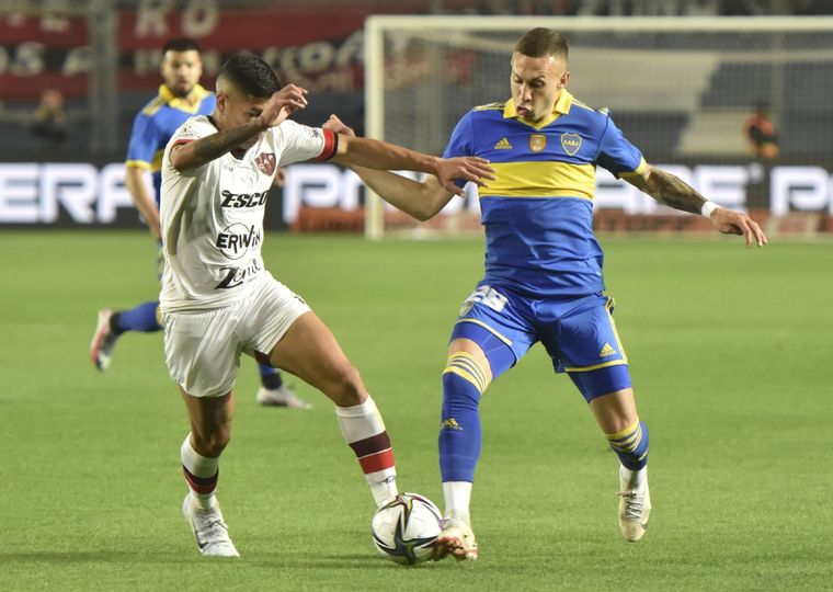 Boca pierde con Patronato, quien está avanzando a la final de la Copa Argentina. Foto: Télam