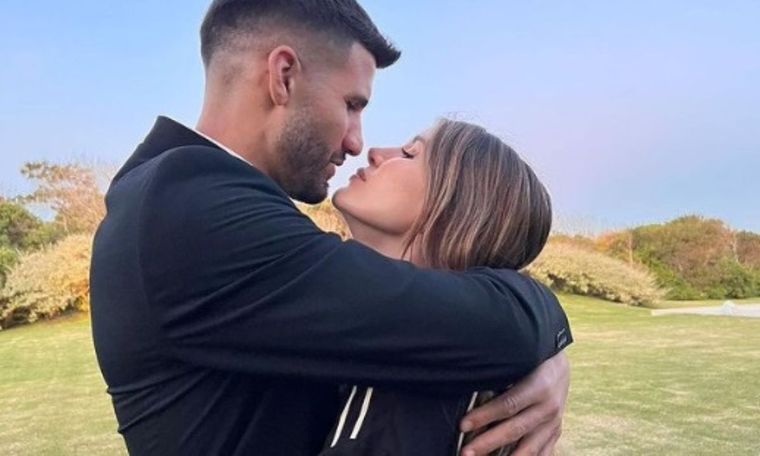 Micaela Tinelli y Licha López dejaron México y se mudarán a un país espectacular La hija de Marcelo Tinelli acompañará a su novio futbolista en su nuevo desafío Foto: @micatinelli