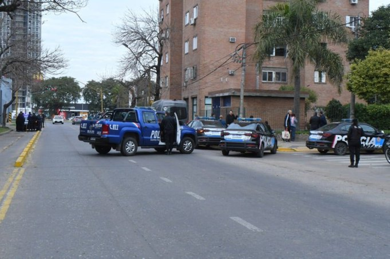 Las tres víctimas fueron encontradas en un edificio ubicado en el centro de la ciudad de Santa fe