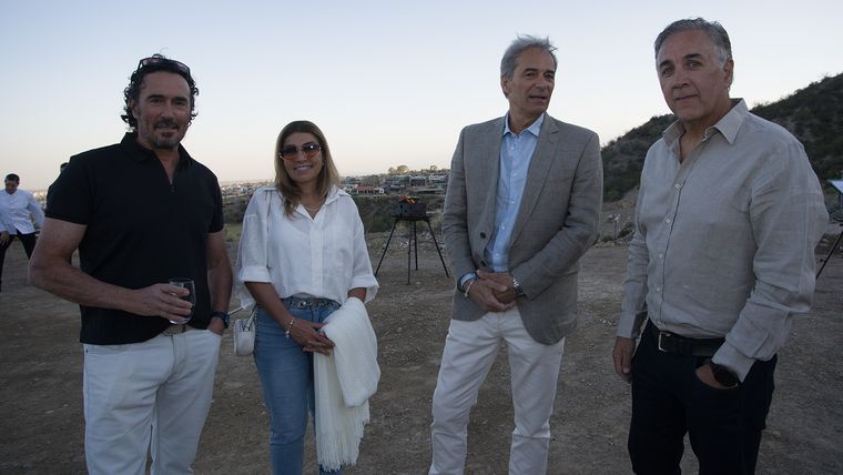 Carlos Arroyo, Andrea Novaco, Federico Migliacacca y Marcelo Novaco. Carlos Arroyo, Andrea Novaco, Federico Migliacacca y Marcelo Novaco.