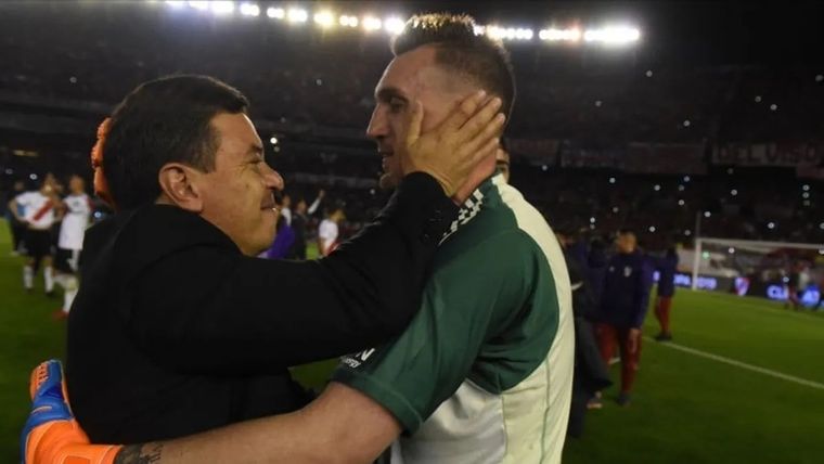 Marcelo Gallardo y Franco Armani.