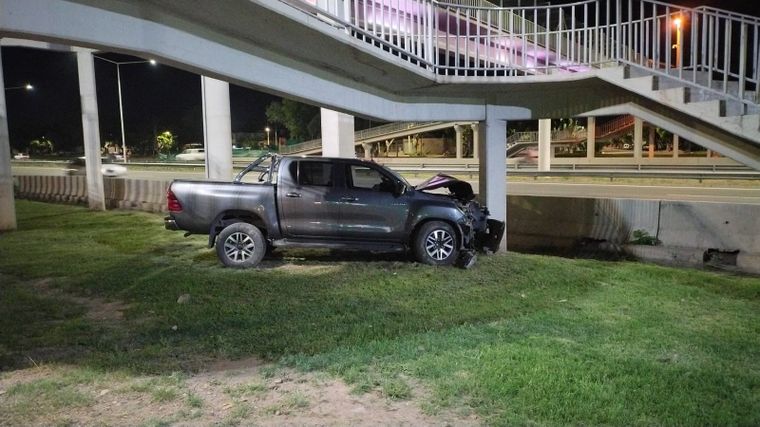 Grave accidente en Acceso Sur. Grave accidente en Acceso Sur.