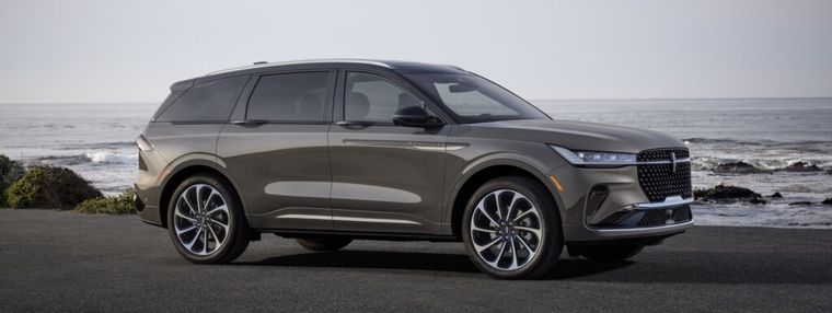 Lincoln Nautilus 2024