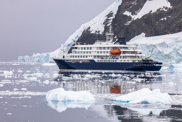 El crucero MV Hondius.