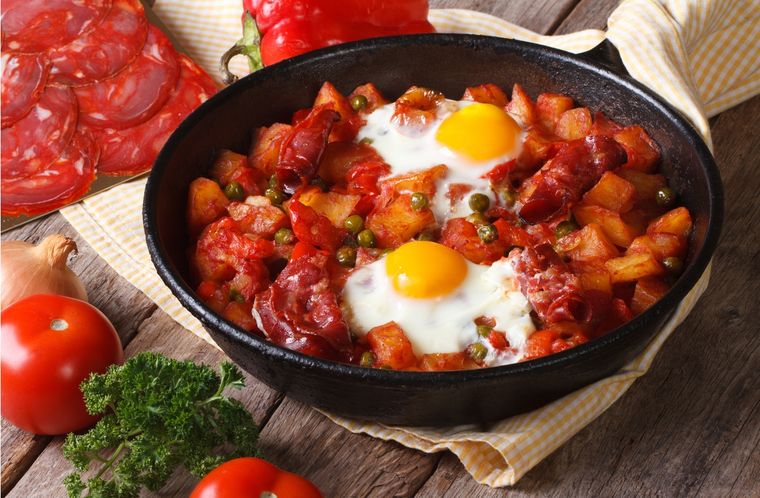 Huevos a la flamenca Una receta clásica para hacer en simples pasos Foto: Shutterstock