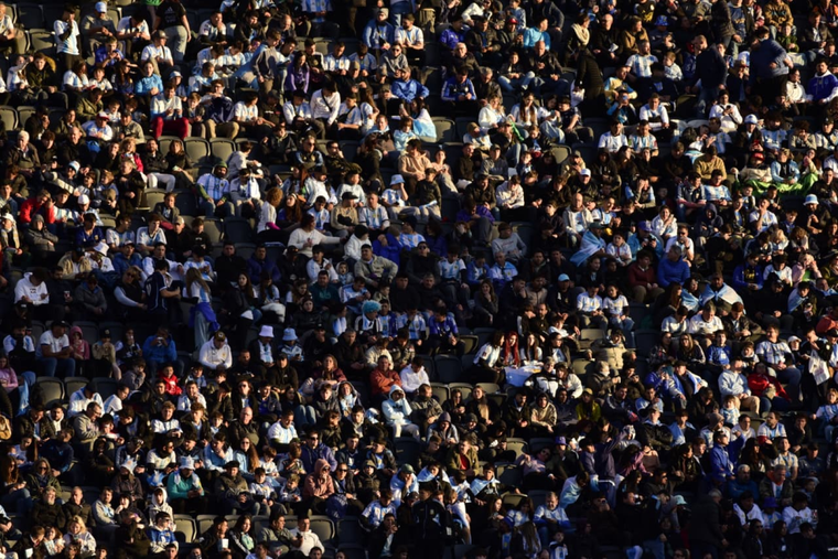 La previa de los hinchas en el último encuentro de Messi por Eliminatorias. La previa de los hinchas en el último encuentro de Messi por Eliminatorias.