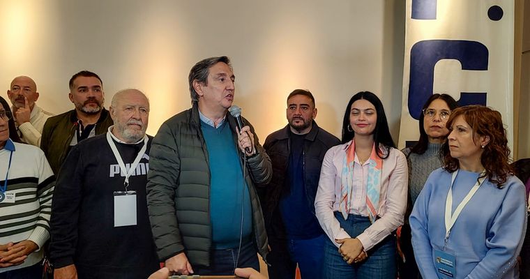 Congreso Partidario del PJ, con el presidente del partido, Emir Félix. Congreso Partidario del PJ, con el presidente del partido, Emir Félix.