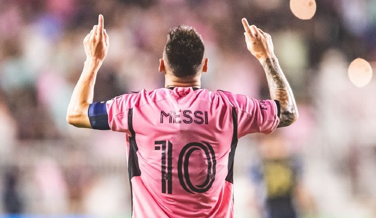 El 10 volvió con todo tras su lesión de tobillo. Foto: Instagram @leomessi