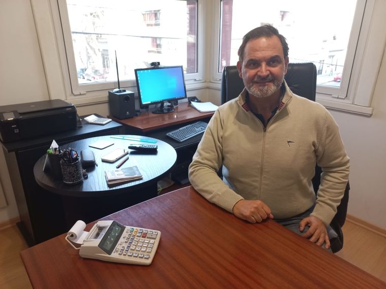 El economista de 58 años que competirá en la boleta de Javier Milei Foto: Federico Bruno