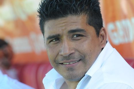 El Turco Asad llegará a Mendoza en las próximas horas y se hará cargo del plantel de Godoy Cruz. El Turco Asad llegará a Mendoza en las próximas horas y se hará cargo del plantel de Godoy Cruz.