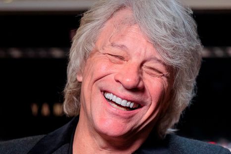 Jon Bon Jovi tiene 63 años, se crió en una familia católica y ha tenido una extensa y exitosa carrera musical.. Créditos: instagram.com/drchatterjee/ Jon Bon Jovi tiene 63 años, se crió en una familia católica y ha tenido una extensa y exitosa carrera musical.. Créditos: instagram.com/drchatterjee/