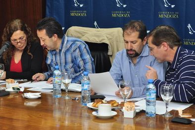 MDZol | El PJ, en la Casa de Gobierno. Foto: Gentileza