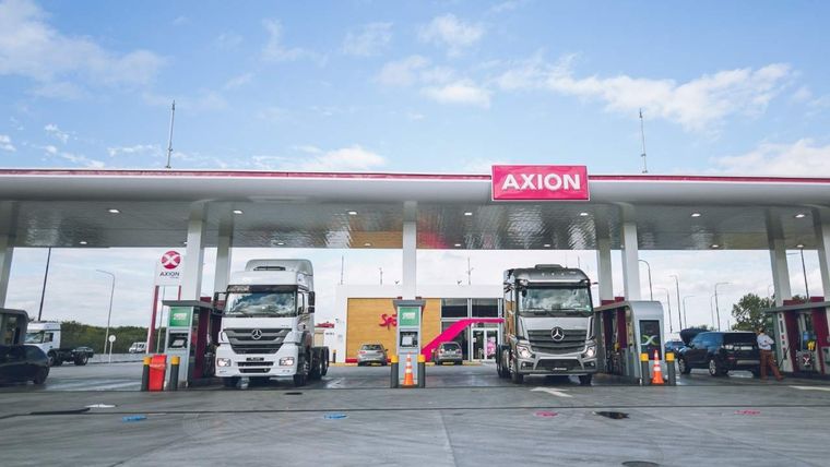 Los descuentos de combustible durante febrero van del 10% al 30%. Los descuentos de combustible durante febrero van del 10% al 30%.