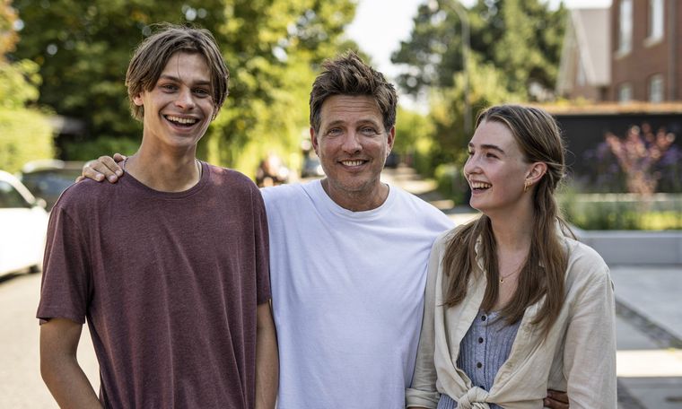 Esta serie de Netflix tiene capítulos de 40 minutos. Esta serie de Netflix tiene capítulos de 40 minutos.