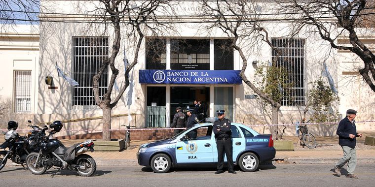 La Policía Federal, a cargo del operativo. Foto: Mediamza.com
