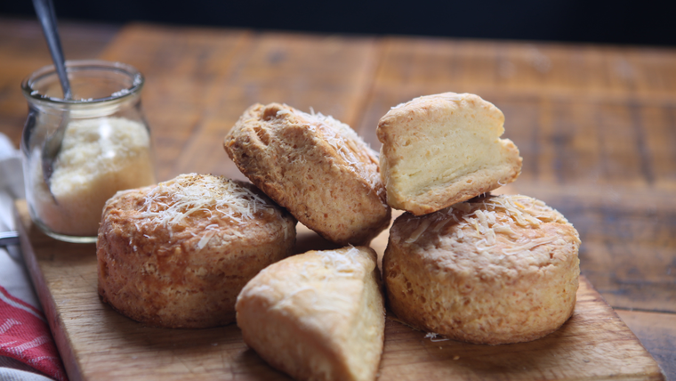Receta rápida de scones de queso Receta rápida de scones de queso
