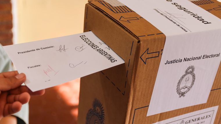 La Cámara electoral aprobó el diseño de la Boleta Única de Papel Foto: Santiago Tagua/MDZ