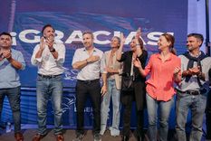 Los festejos de Rogelio Frigerio tras el éxito electoral en Entre Ríos.