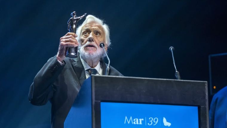 Héctor Olivera, Premio Astor Piazzolla a la Trayectoria. / @mardelplataFF