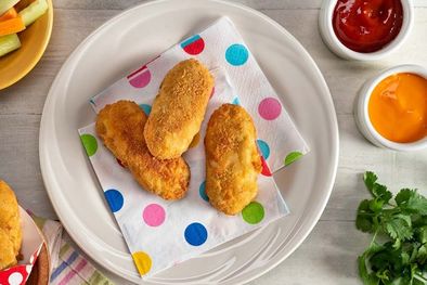 MDZol | Con una receta fácil y rápida prepararás estos nutritivos bastoncitos de papa y zanahoria. Foto: Shutterstock