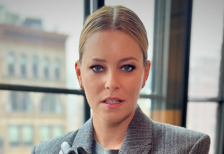 Elizabeth Banks suele usar conjuntos elegantes y, a la vez, provocadores. Foto: instagram: elizabethbanks