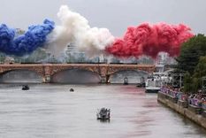 El Sena sigue sin estar apto para los atletas. Foto: EFE El Sena sigue sin estar apto para los atletas. Foto: EFE