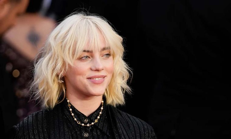 Foto: https://es.rollingstone.com/billie-eilish-examina-la-mirada-masculina-en-el-video-de-male-fantasy/