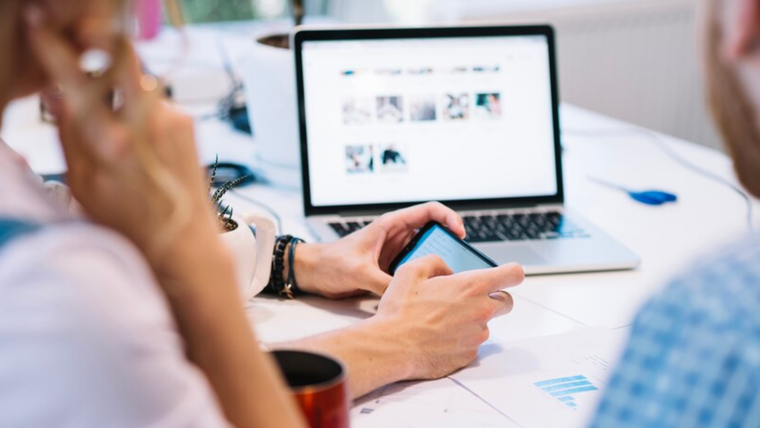 El futuro de las estrategias de comunicación está impulsado por la inteligencia artificial. Foto: Freepik