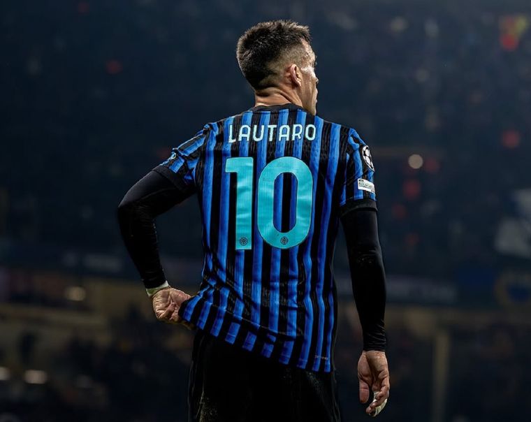 Lautaro Martínez volvería a jugar para las últimas fechas de la Serie A y podría llegar con algo más de rodaje al Mundial. Lautaro Martínez volvería a jugar para las últimas fechas de la Serie A y podría llegar con algo más de rodaje al Mundial.