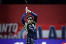 Hernán López Muñoz, figura de Argentinos Juniors, festeja su gol en el triunfo 1-0 frente a River.&nbsp;