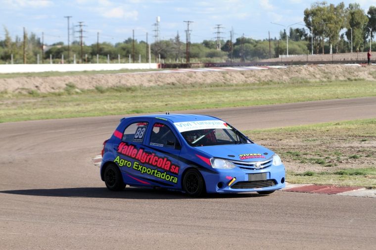 Maxi Martínez, ganador de una de las series de la Clase 2. Foto: Gentileza Alejandro Torres