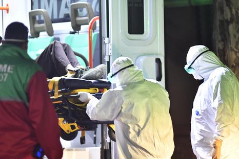 La Cámara de Casación de la Ciudad de Buenos Aires resolvió absolver a todos los acusados por la muerte de diez adultos mayores durante un brote de Covid-19 en el geriátrico Apart Los Incas. La Cámara de Casación de la Ciudad de Buenos Aires resolvió absolver a todos los acusados por la muerte de diez adultos mayores durante un brote de Covid-19 en el geriátrico Apart Los Incas.