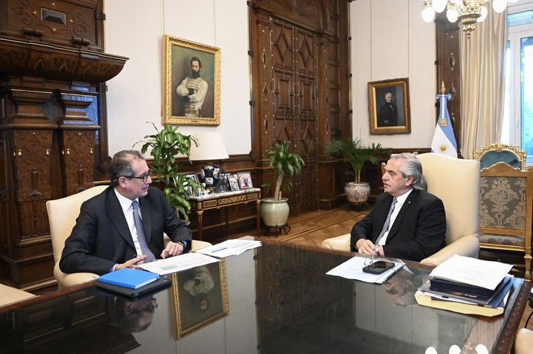 El presidente Alberto Fernández se reunió con el presidente del BCRA, Miguel Ángel Pesce Foto: Casa Rosada