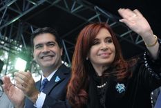 Jorge Capitanich junto a Cristina Fernández de Kirchner. Foto: Télam Jorge Capitanich junto a Cristina Fernández de Kirchner. Foto: Télam