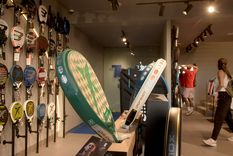 Todos los precios del deporte de moda en Chile. Foto: Walter Moreno. Todos los precios del deporte de moda en Chile. Foto: Walter Moreno.