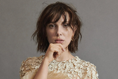 MILLIE BOBBY BROWN ES DUEÑA DE UN ESTILO ÚNICO. EN LOS ÚLTIMOS AÑOS LOGRÓ CAUTIVAR A LAS MARCAS DE TODO EL MUNDO.