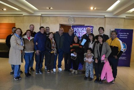 Dante y José se reencuentran tras confirmarse su vínculo por ADN Dante y José se reencuentran tras confirmarse su vínculo por ADN